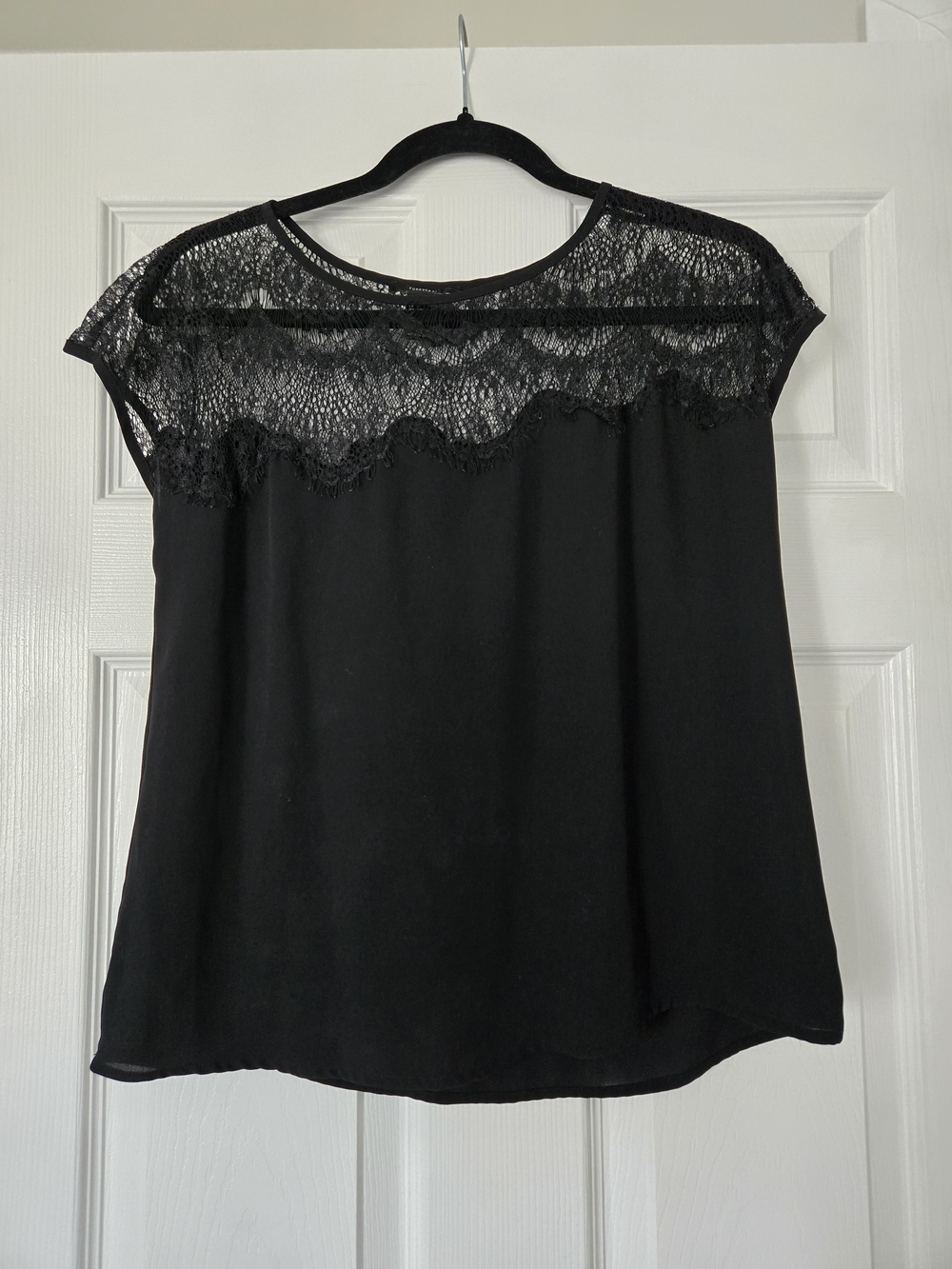 Forever 21 Black Lace Yoke Cap Sleeve Blouse